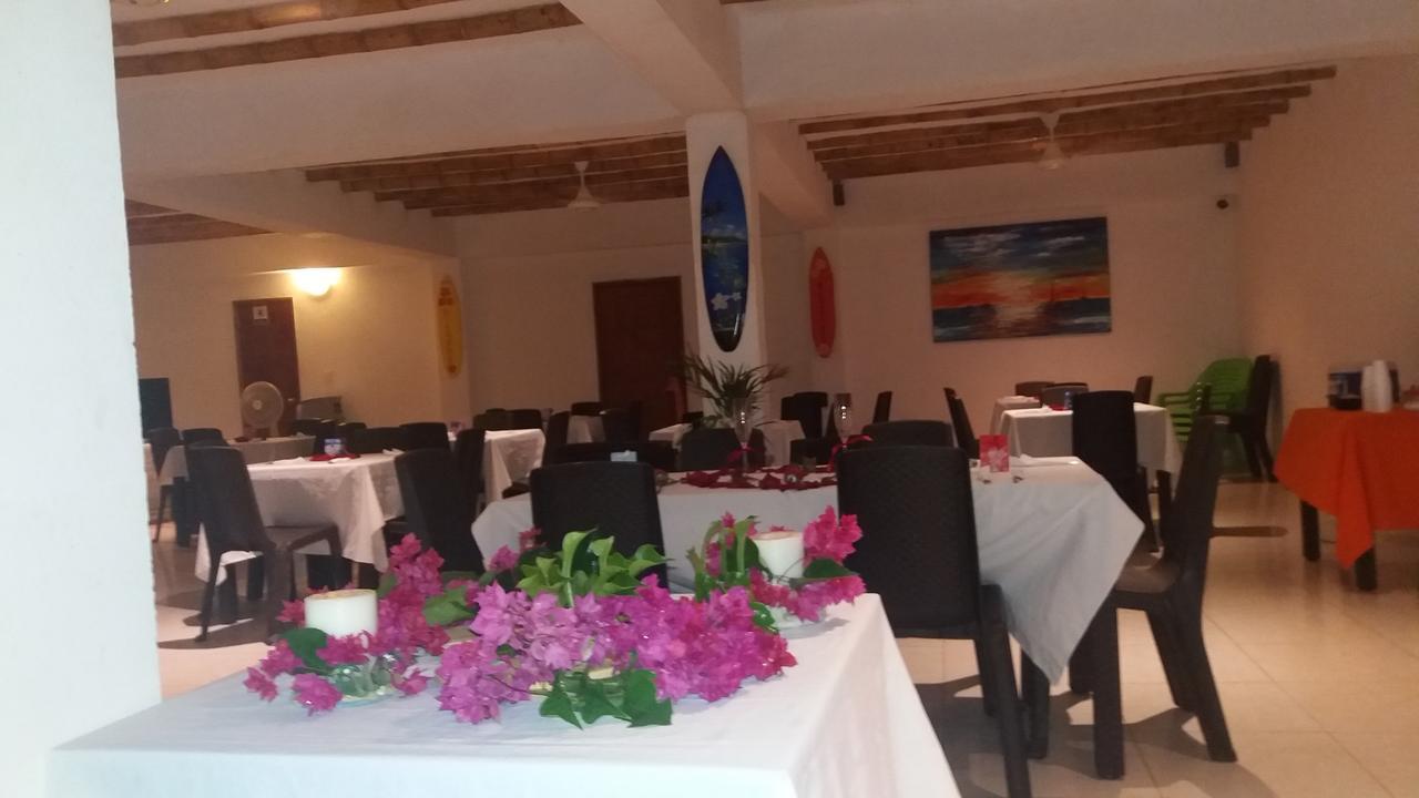 Hotel Juanmar Juan de Acosta Exterior photo